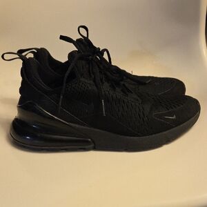 Nike Air Max 270 Triple Colorway
